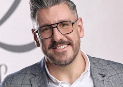 uber uns rest lords pawel majer 2026 Paweł Majer – Geschäftsführer, Experte für Massagesessel