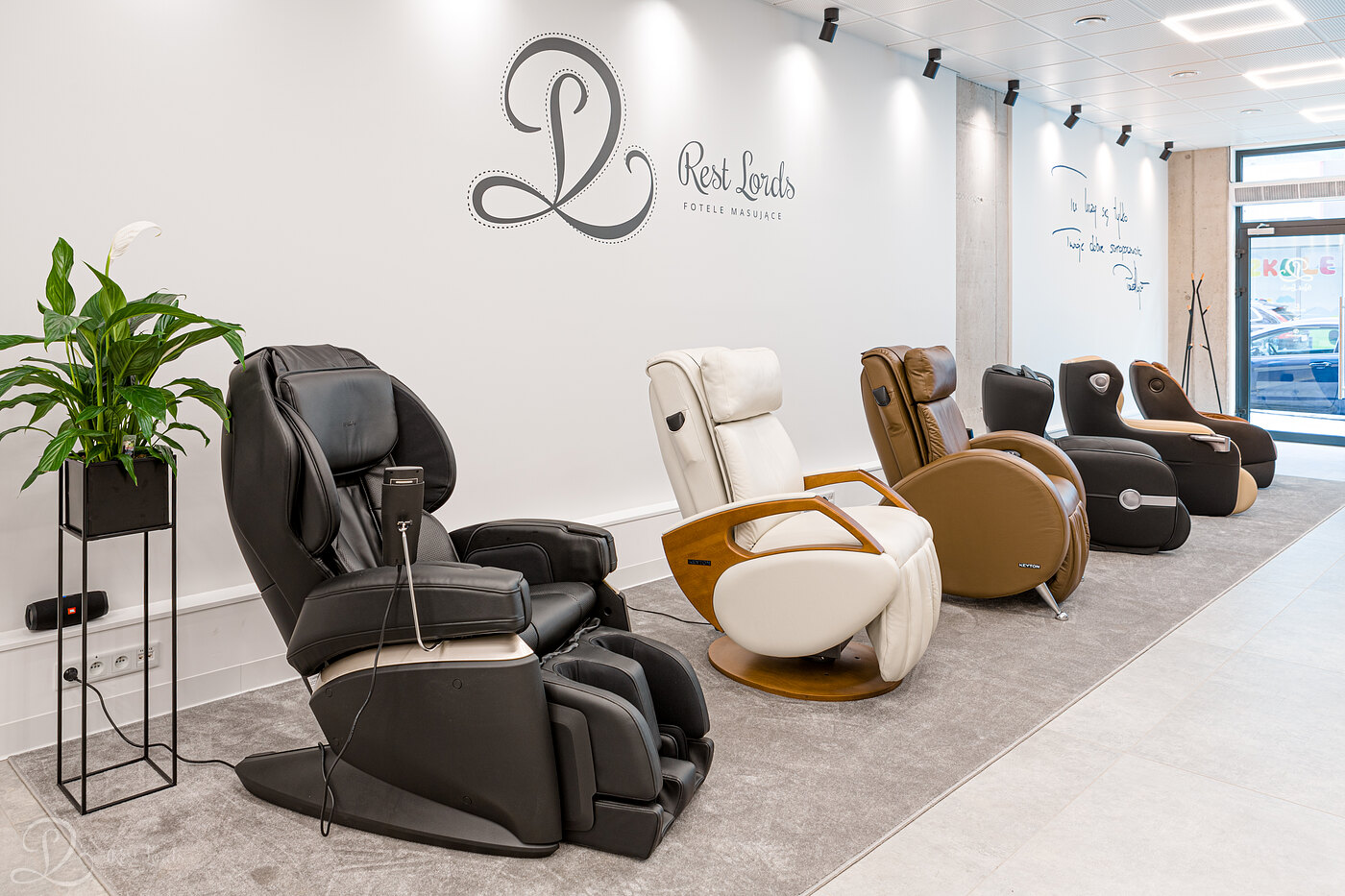 Massage chair salon Rest Lords in Wroclaw